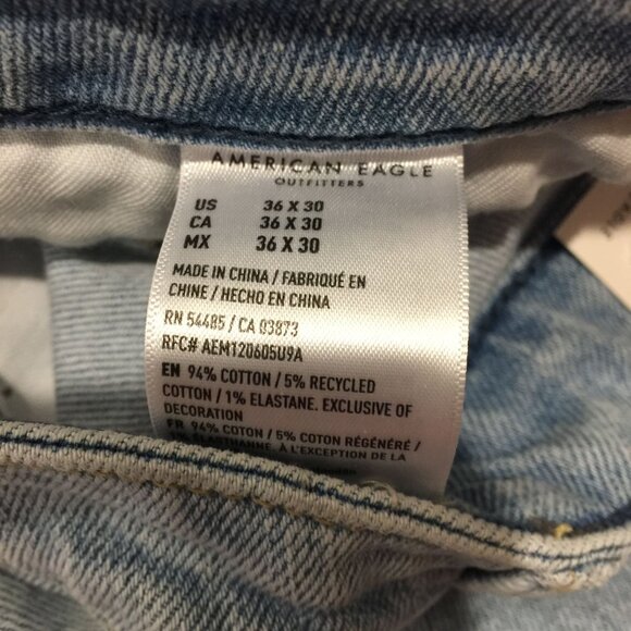 American Eagle Men's 36/30 Slim Light Destroy Wash Airflex + Denim Distressed Je - Picture 4 of 4